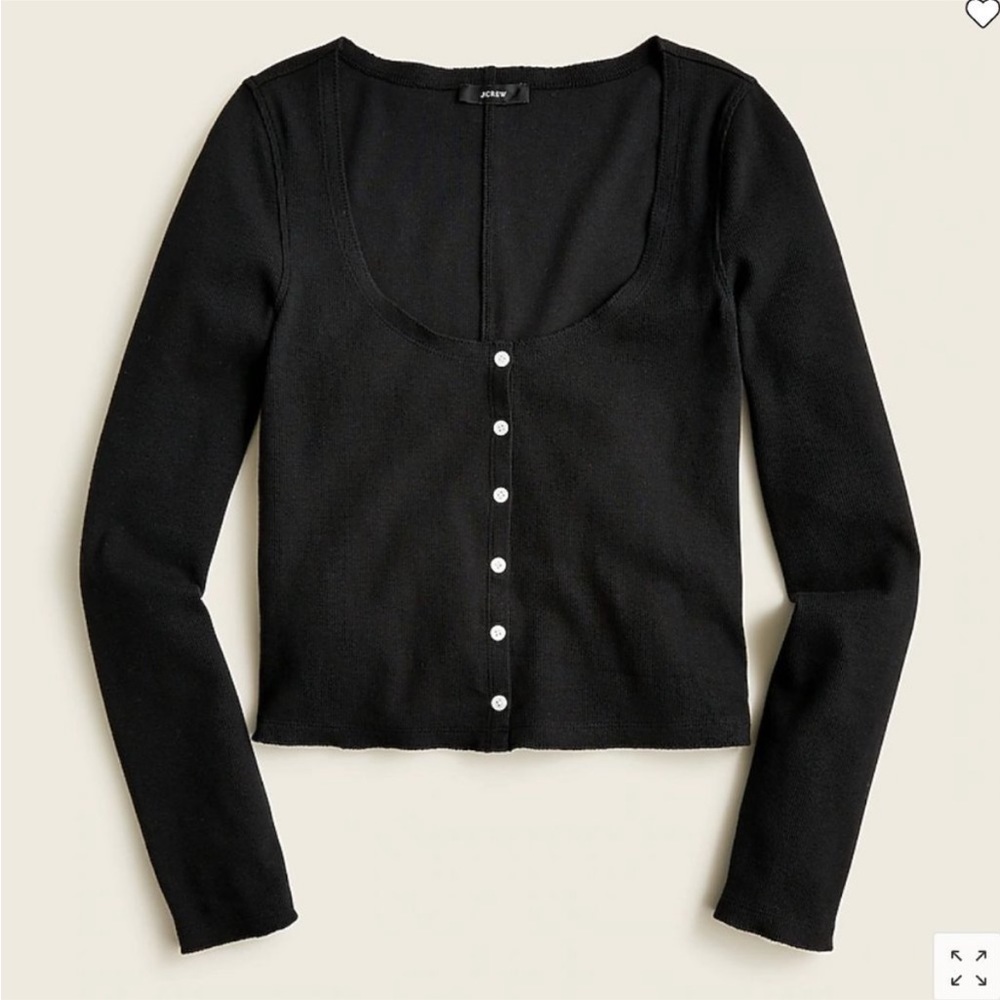 Scoopneck ribbed cardigan top